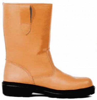 Fur lined rigger boots