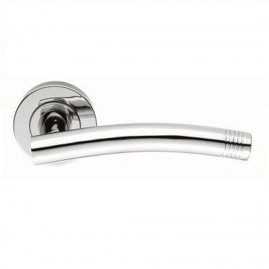 Carolina - Lever on rose